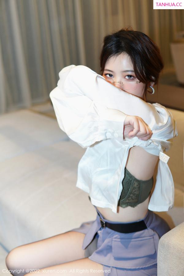   [XiuRen]高清写真图 2022.12.22 No.6028 奈奈子 新人美腿第32张图片